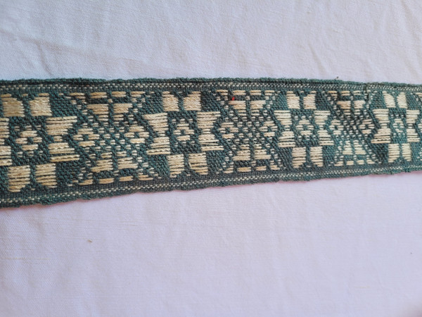 16 meters of 20th century braid