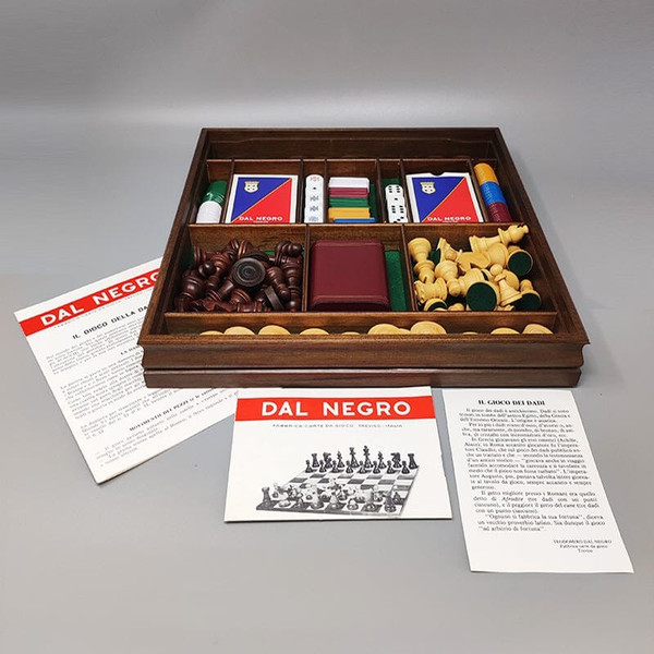 1970 Magnifique échiquier -  Ensemble de jeu -  de Piero Fornasetti. Fabriqué en Italie