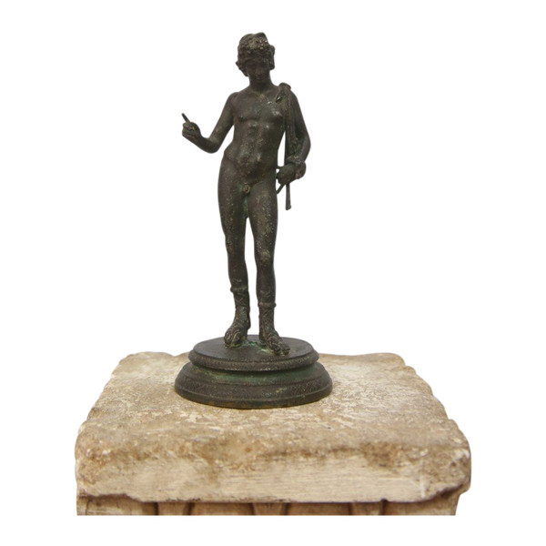 Bronzo della fine del XIX secolo raffigurante Narciso o Dioniso.