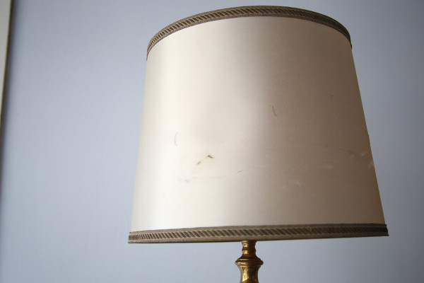 Lampada in bronzo in stile Luigi XVI.