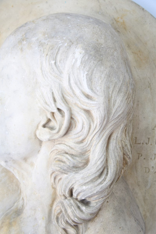 Grande medaglione in gesso di David D'Angers (1788-1756), fine XIX secolo.