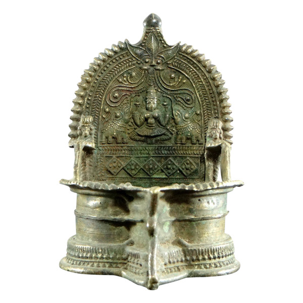 Inde, Début Du XIXème Siècle, Lampe à Huile En Bronze Décor Déesse Lakshmi Ointe Par éléphants