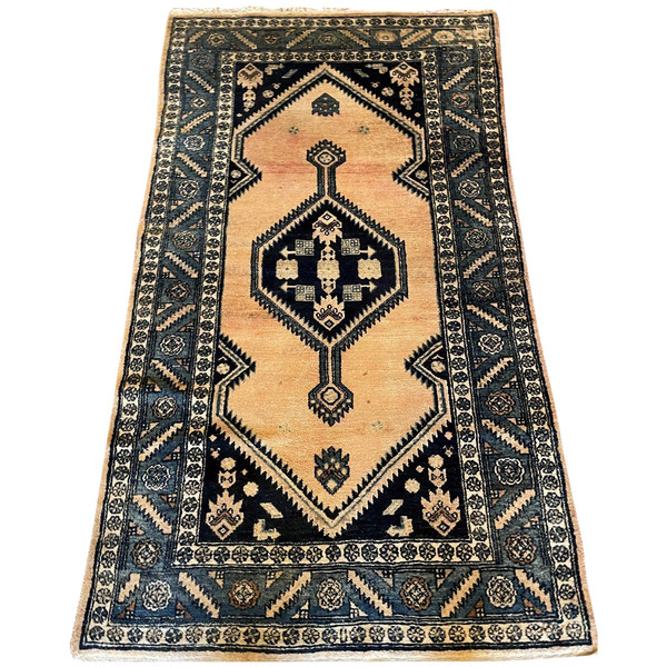 Persian Rug 2m21-1m29 with Blue Decor