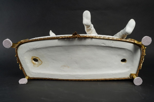 Sculpture En Biscuit Et Bronze Doré Art Nouveau