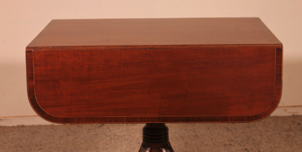 Petite Table à Rabat Pembroke début Du 19° Siècle En Acajou