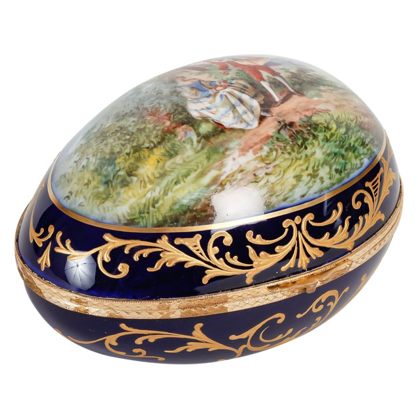 Limoges Porcelain Jewelry Box