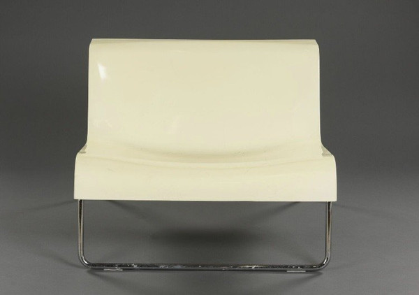 Poltrona Form Di Piero Lissoni, edizioni Kartell