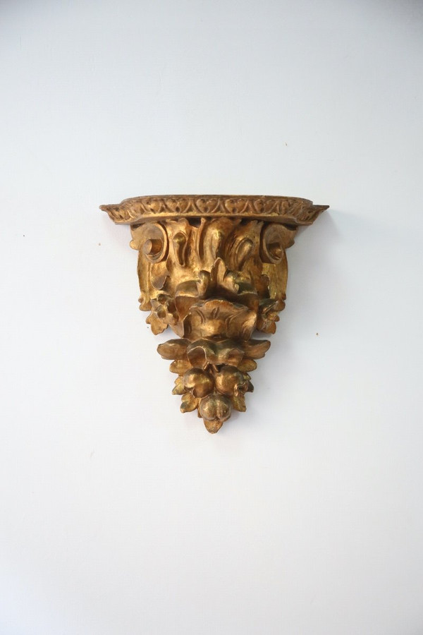 Console d’applique en bois sculpté et doré de style Baroque, Espagne, début XXème