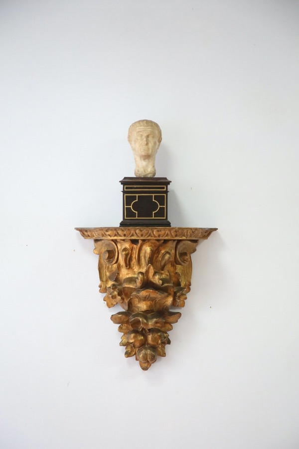 Console d’applique en bois sculpté et doré de style Baroque, Espagne, début XXème