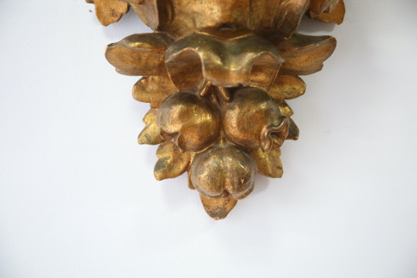 Console d’applique en bois sculpté et doré de style Baroque, Espagne, début XXème