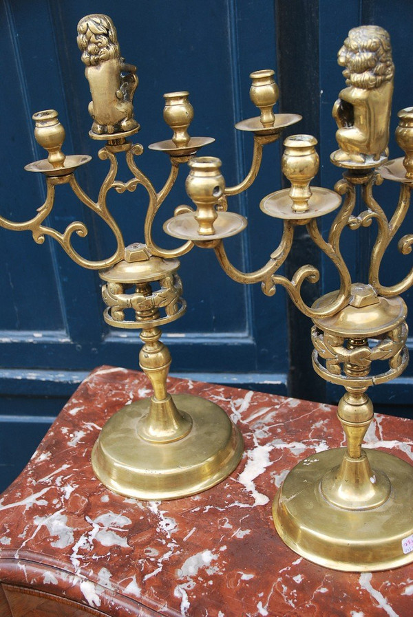 Coppia Di Candelieri In Bronzo Con Stemmi Di Amsterdam