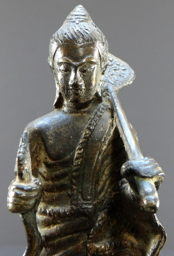 Cambogia, XIX Secolo, Statua di Buddha in bronzo.