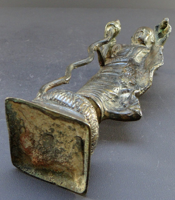 Cambogia, XIX Secolo, Statua di Buddha in bronzo.