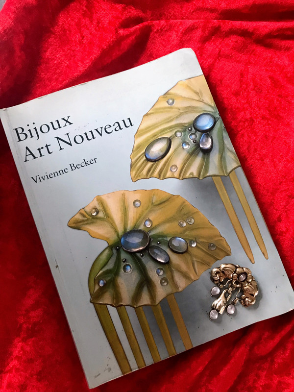Broche d’époque Art Nouveau, signée William Fuglede 