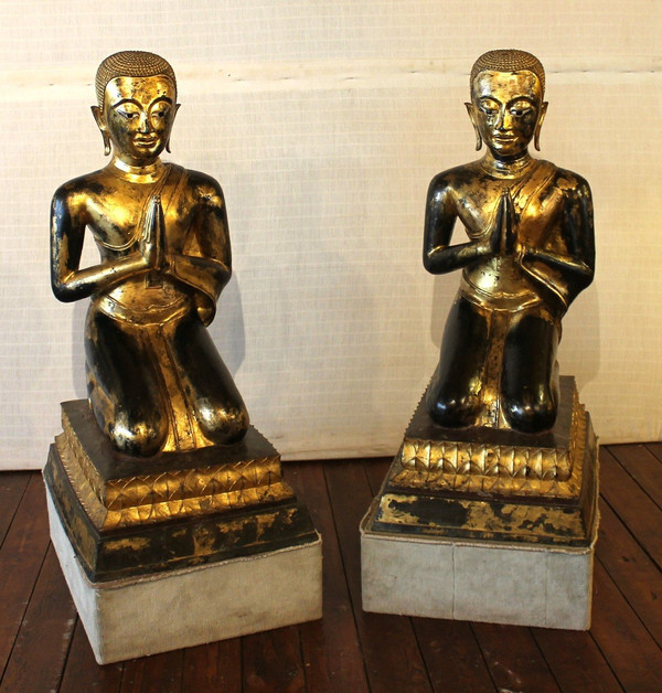 Large Pair Of Bronze Monks-18th Century-Ayuttheya period