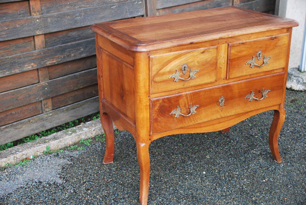 Commode Sauteuse En Noyer D époque Louis XV