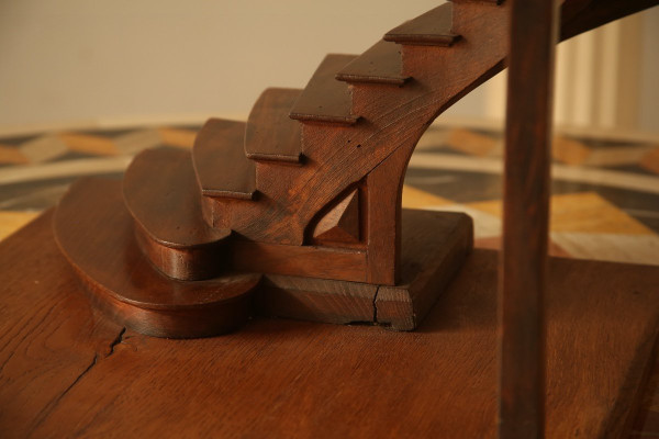 Master staircase, an award-winning masterpiece of craftsmanship Guy Delbarre 1901