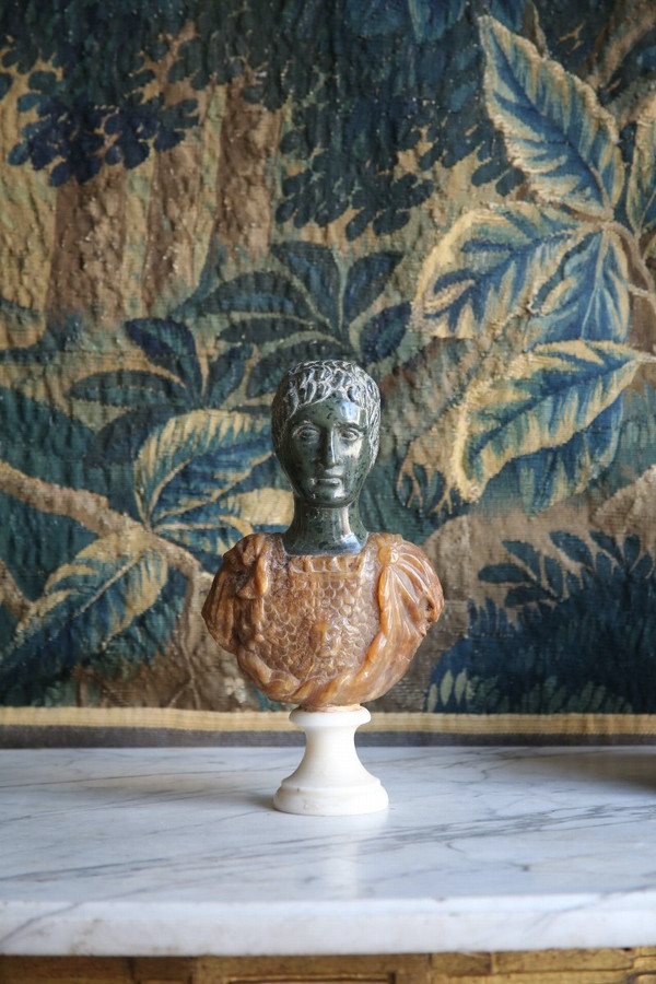 Antique-style marble bust of an emperor, 20th century