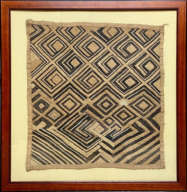 Democratic Republic Of The Congo, Mid-20th Century, Large Shoowa Velvet From Kasai.