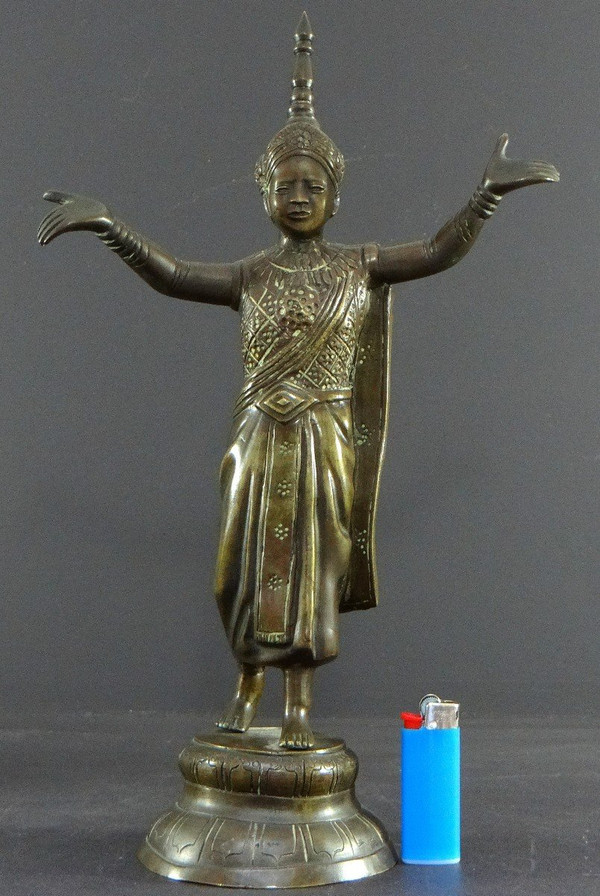 Thailand, Early 20th Century, Traditional Bronze Dancer Statue.