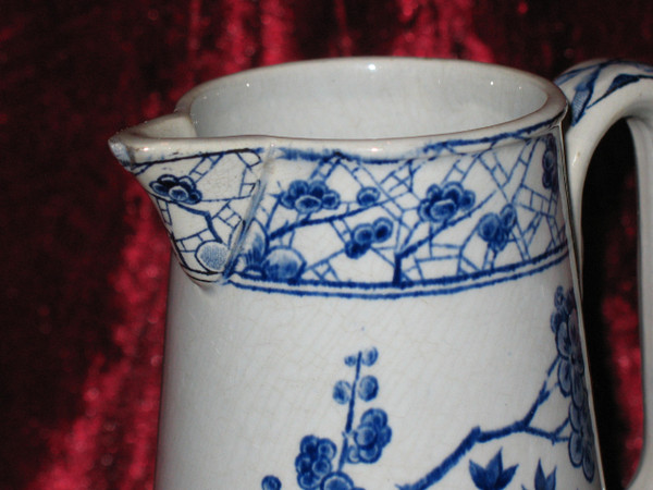 3 pichets pots à lait en faïence de Creil et Montereau décor Japon époque 19ème 