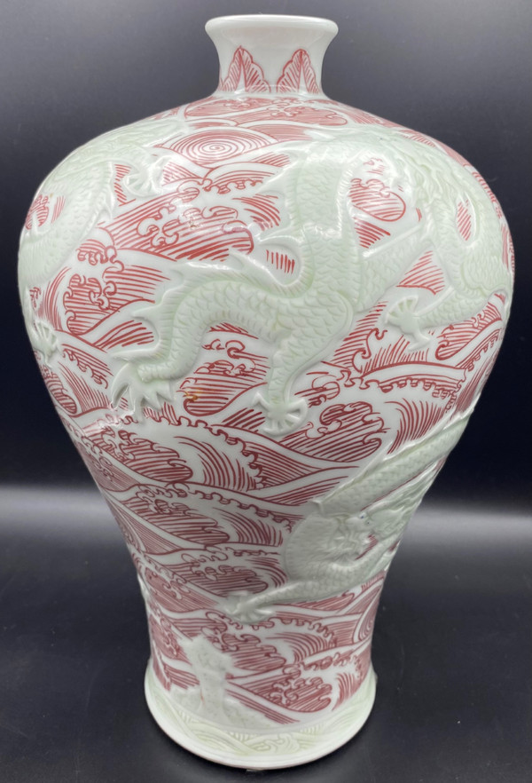 VASE CHINOIS AUX DRAGONS 