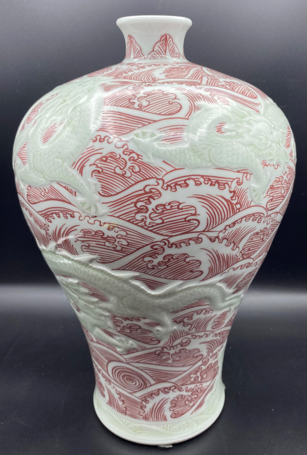 VASE CHINOIS AUX DRAGONS 
