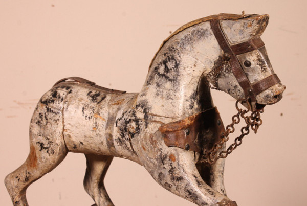 Cheval En Bois Polychrome Du 19° Siècle