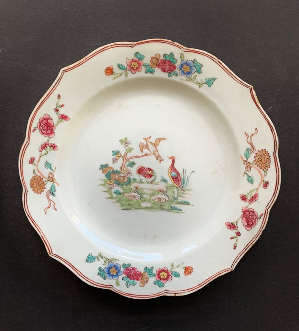 Plate Compagnie Des Indes Decorated with Birds and Flowers 18th century