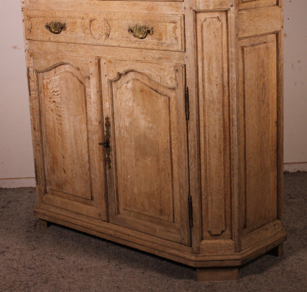 Louis XIV Natural Oak Display Case - 19th Century