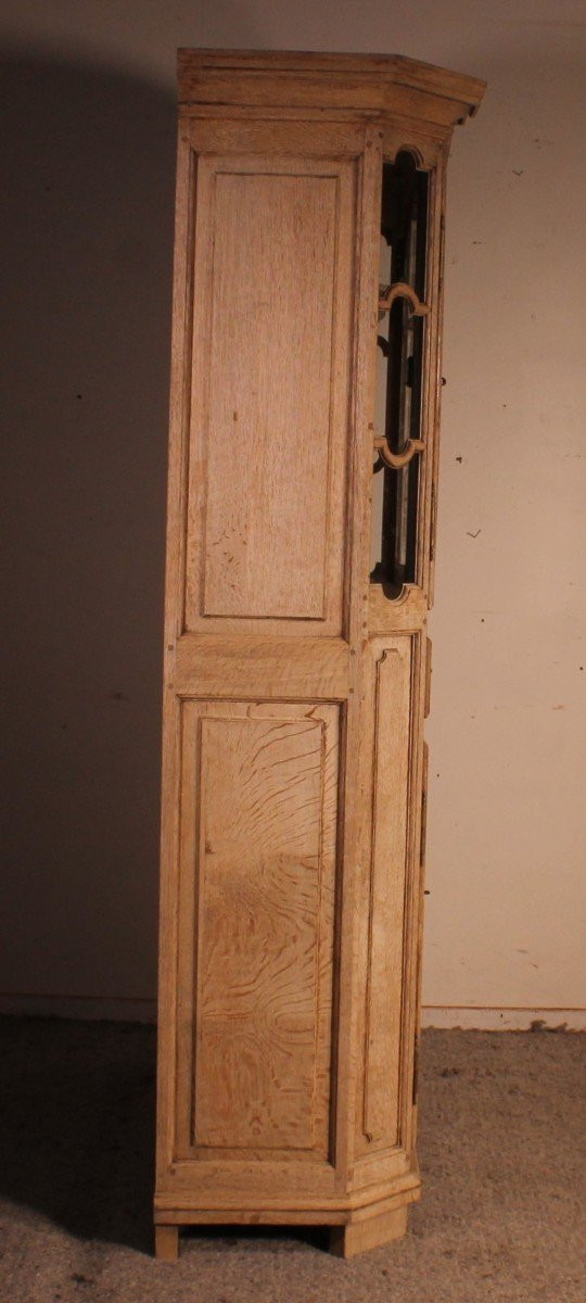 Louis XIV Natural Oak Display Case - 19th Century