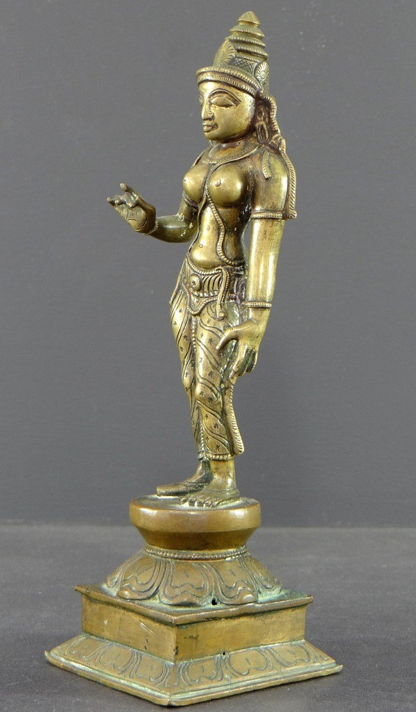 India, fine XIX - inizio XX secolo, statua di bronzo di Parvati.
