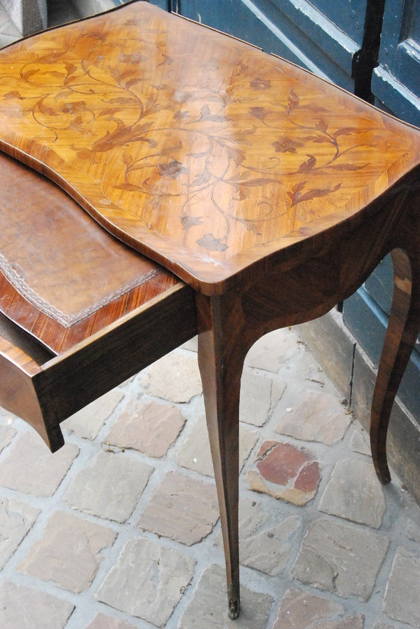 Table De Salon  En Marqueterie époque Louis XV