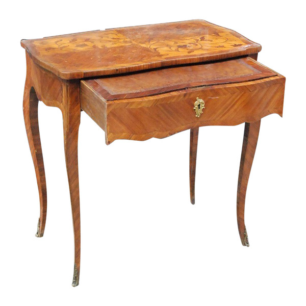 Table De Salon  En Marqueterie époque Louis XV