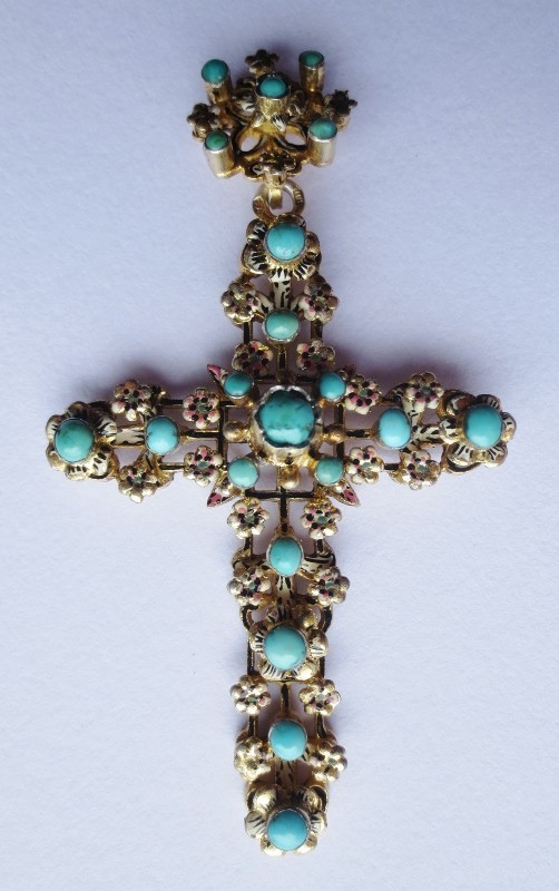 Croix en vermeil, XIXe siècle.