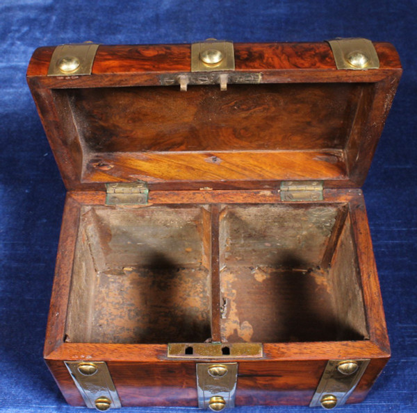 19th Century Burl Walnut Tea Box / Box