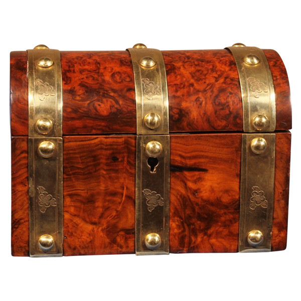 19th Century Burl Walnut Tea Box / Box