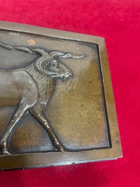 Tierskulptur aus Bronze, signiert von Ferdinand BARBEDIENNE.