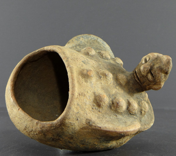 Nigéria, Peuple Izi, Première Moitié Du XXème Siècle, Coupe En Terre Cuite Anthropo-zoomorphe.