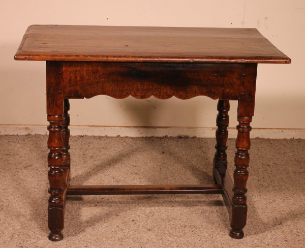 Table Louis XIII En Noyer -17° Siècle