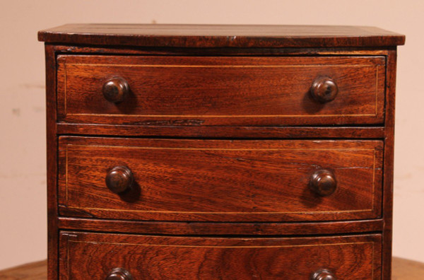 Commode De Maitrise Bombée En  Acajou Du 19° Siècle