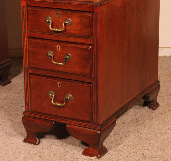 Petit Bureau à Caissons En Acajou 19° Siècle