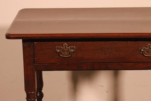 Table d'Appoint En Chêne -18° Siècle