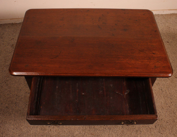 Table d'Appoint En Chêne -18° Siècle