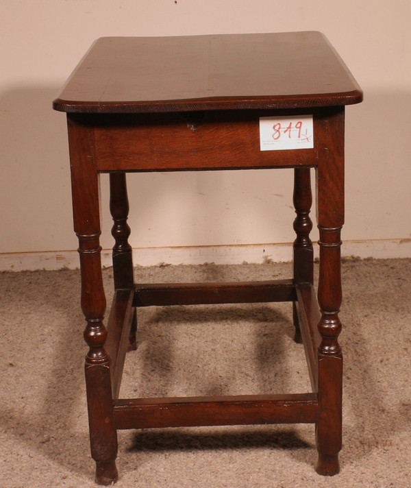 Table d'Appoint En Chêne -18° Siècle