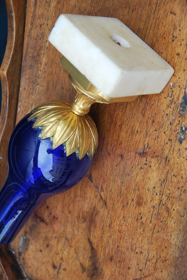 Vase En Verre Bleu Royal Du Creusot , époque Louis XVI