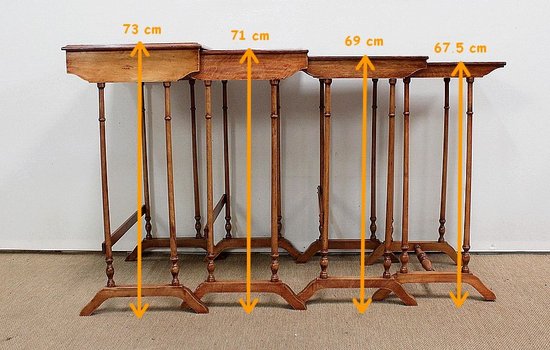  Ensemble de 4 Tables Gigognes - époque 1900 