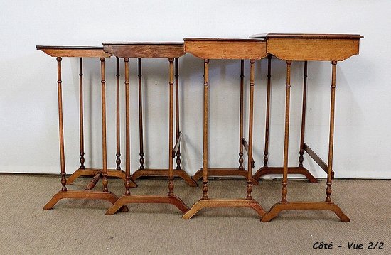  Ensemble de 4 Tables Gigognes - époque 1900 