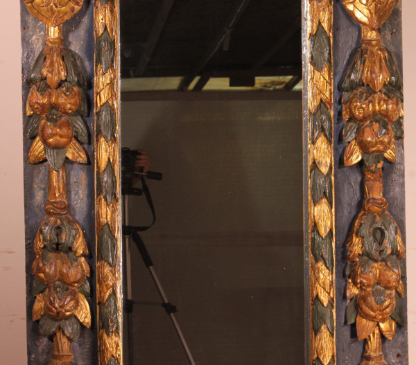Grand Miroir Espagnole Du 17° Siècle En Bois Polychrome