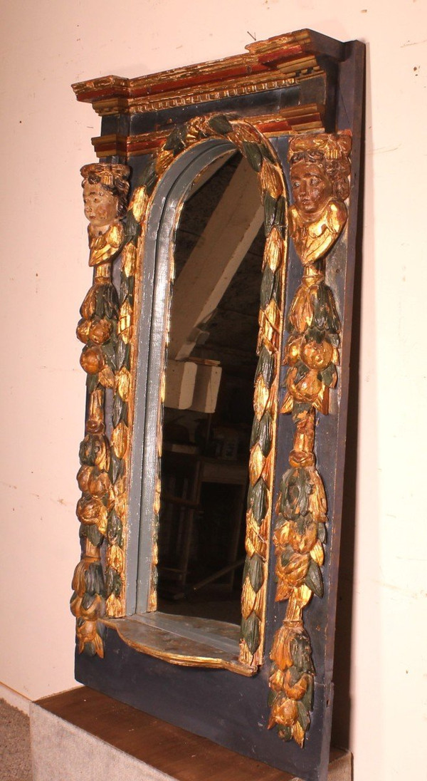 Grand Miroir Espagnole Du 17° Siècle En Bois Polychrome